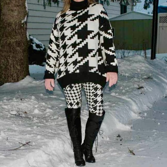 H&M Houndstooth Oversized Chunky Knit Sweater - Picture 11 of 12